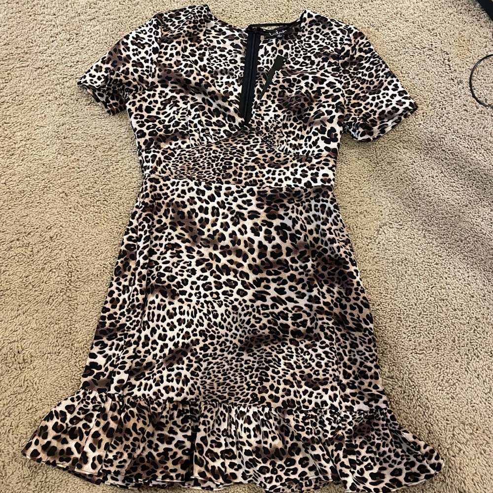Lulu’s cheetah print mini dress🐆